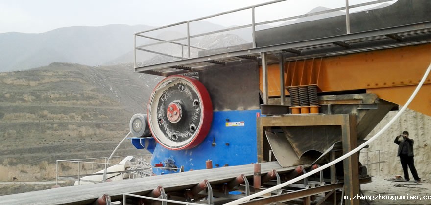 金矿石破碎生产线案例03
