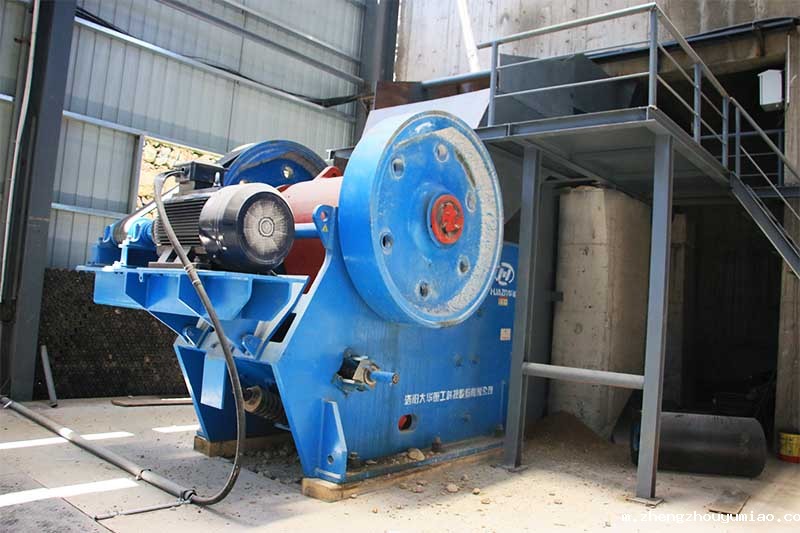 颚式taptap国际版下载地址破碎现场